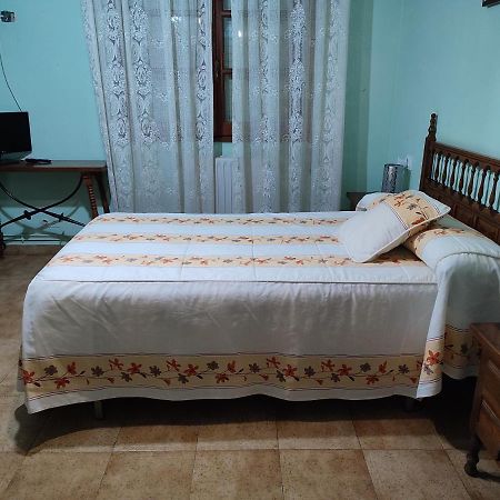 Pension - Restaurante Vilaboa Boveda  Kültér fotó